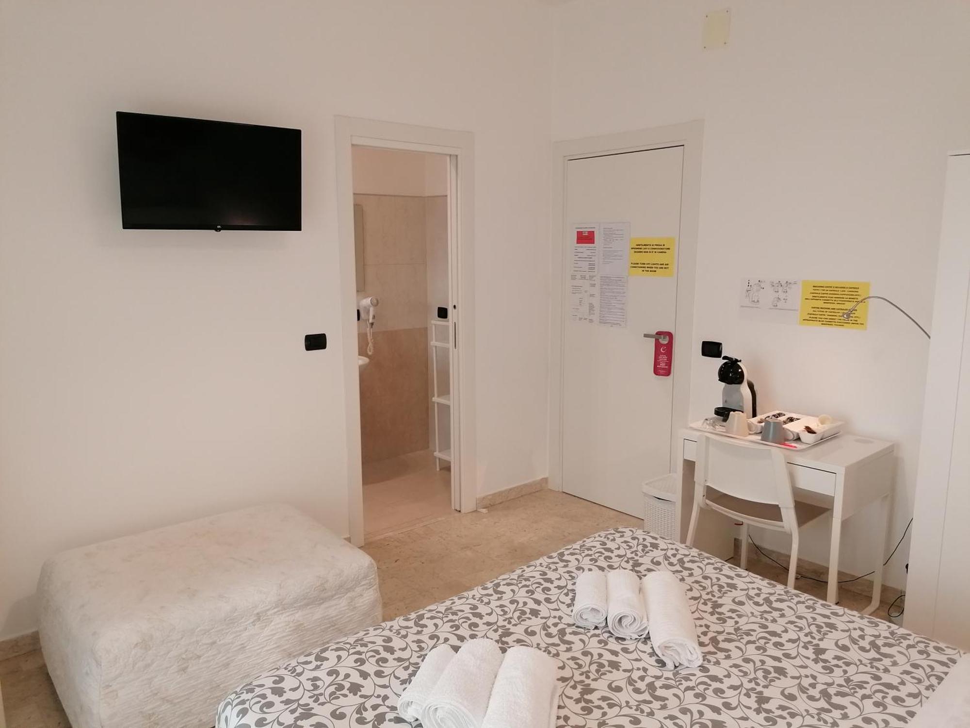Tanzi Home Bari Exteriör bild
